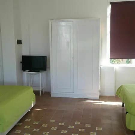 Appartement Capri Myhouse 2 *
